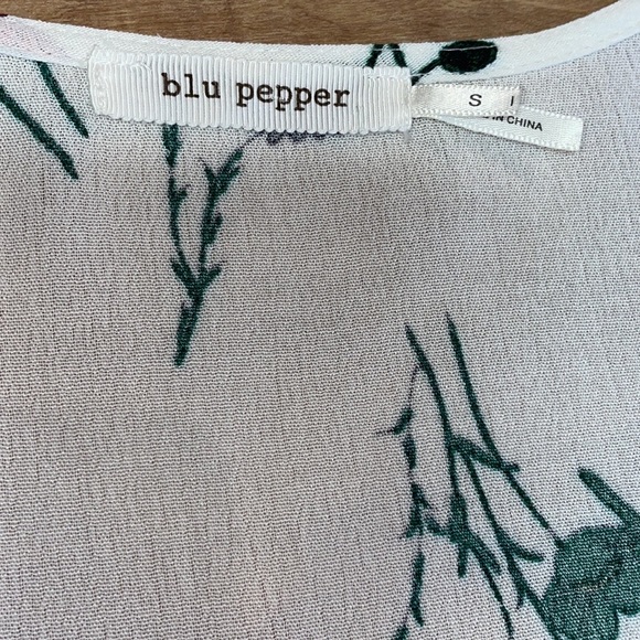 Blu Pepper Bohemian Top - Picture 4 of 8